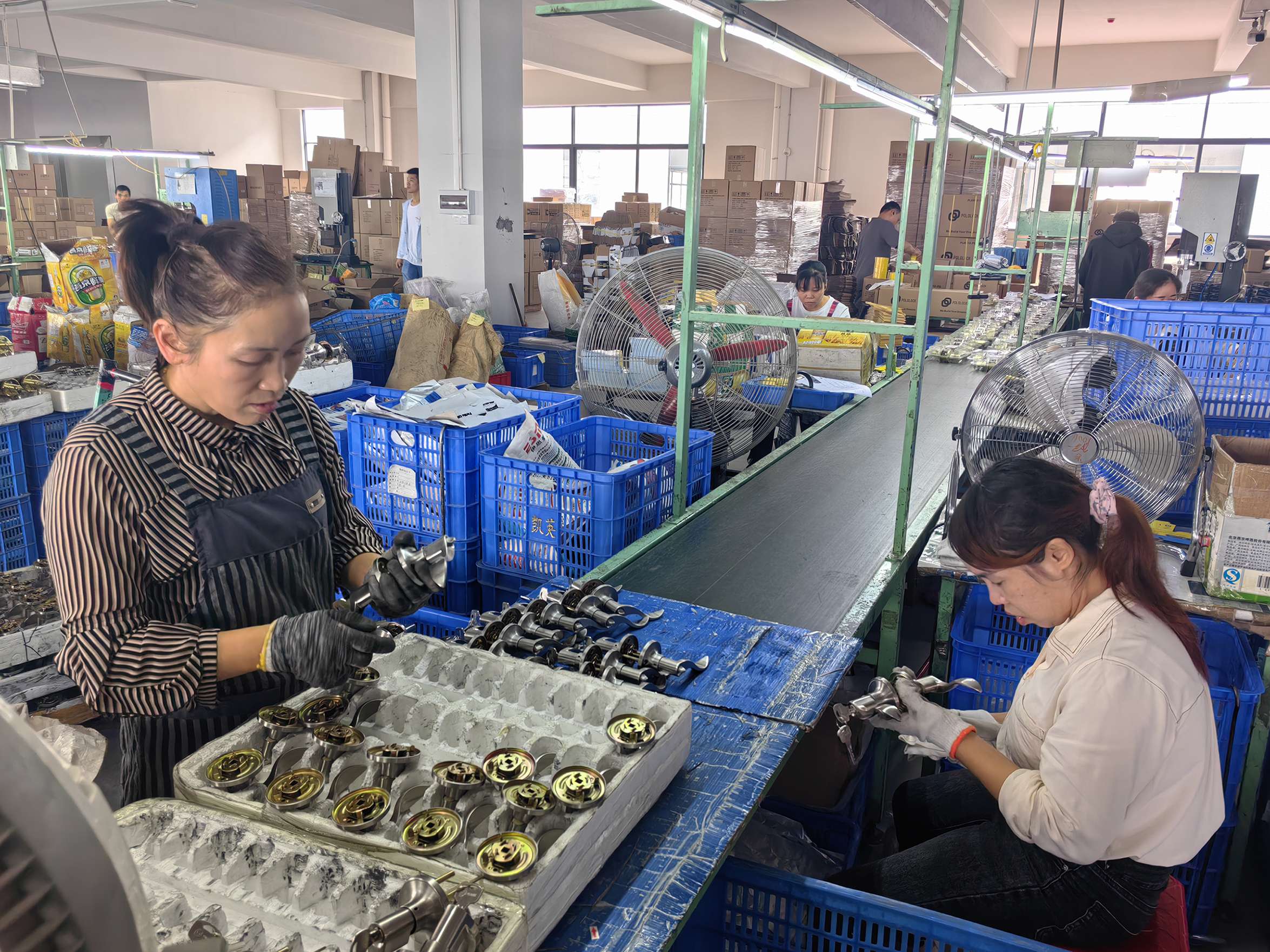 <span style="font-size:12px;">Production Line</span>